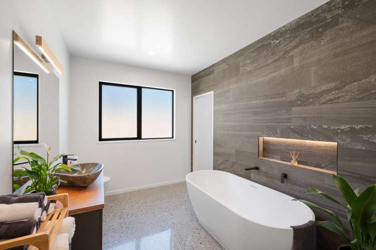 121 West Meadows Drive Wanaka_19