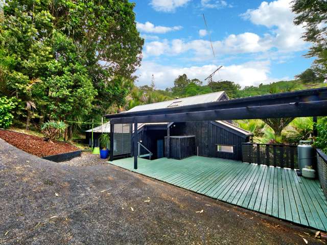 5 Woontons Lane Titirangi_1