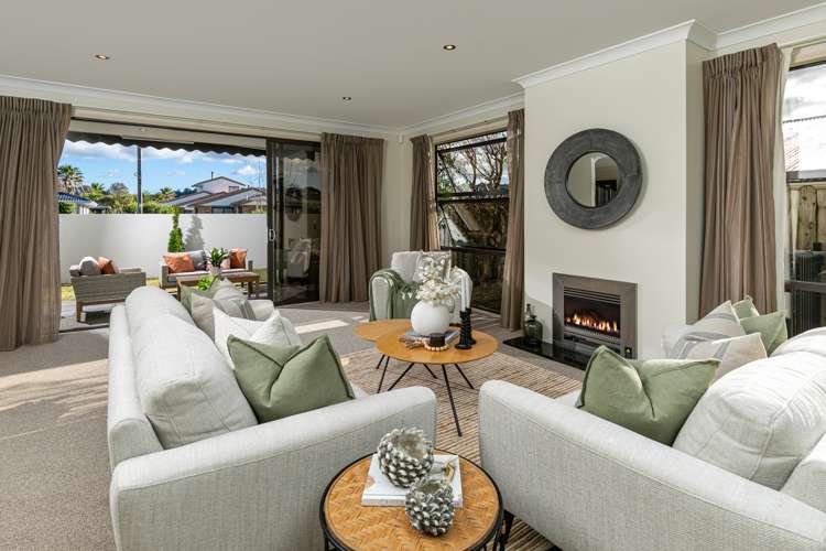 135 Centreway Road Orewa_5