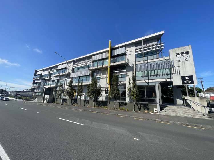 Suite 2.1B/381 Great South Road_0