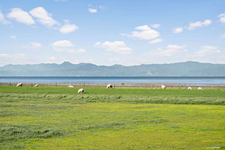 817 East Coast Road Kaiaua_2