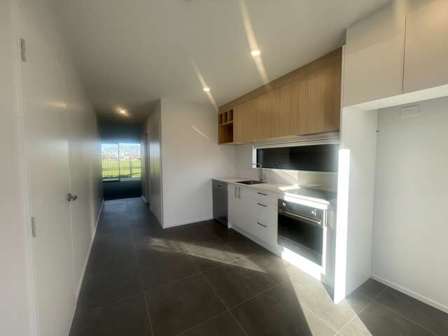 15 Malaga Crescent Harewood_3