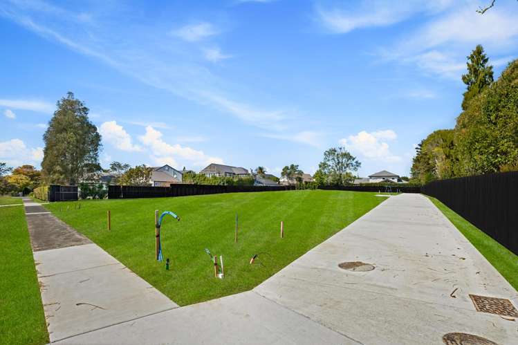 11 Oscar Road Greenhithe_7