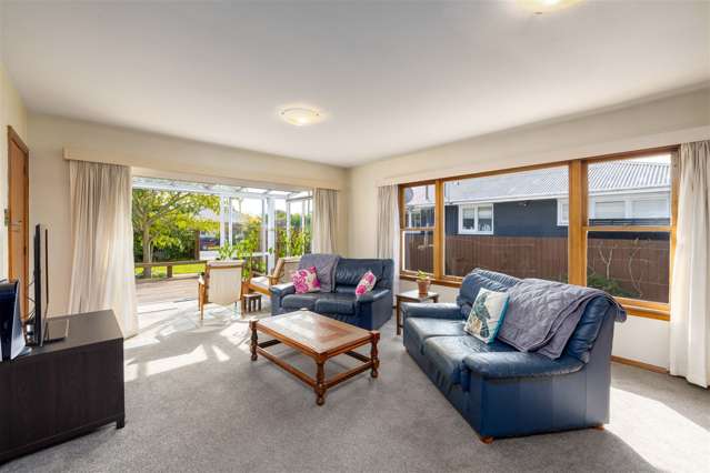 8 Torquay Place Bryndwr_2