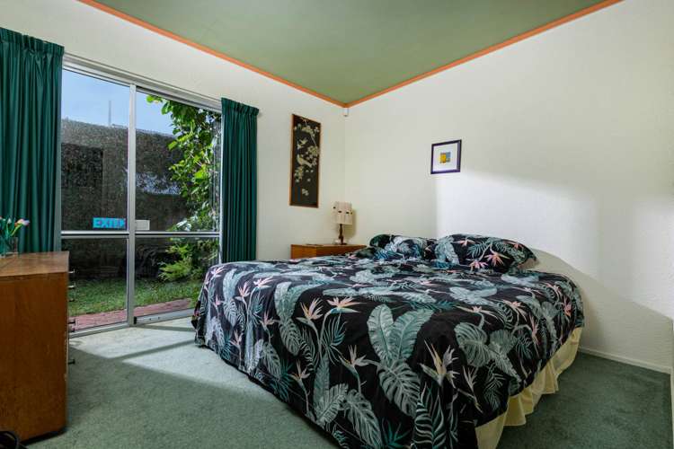 111 Churchill Road Murrays Bay_16