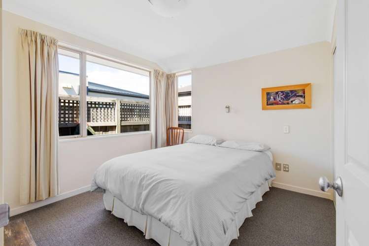 2 Monro Way The Wood_7