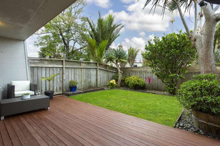 3/32 Blockhouse Bay Road_0