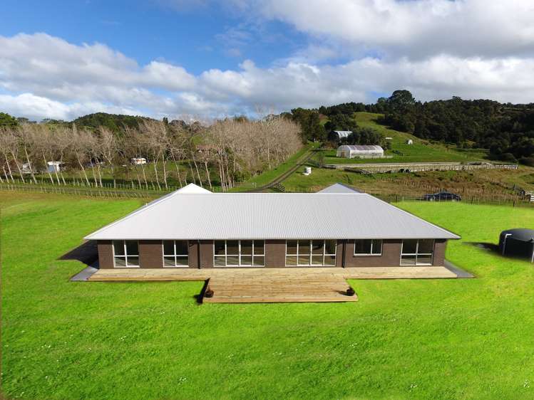 318 Upper Waiwera Road Puhoi_6