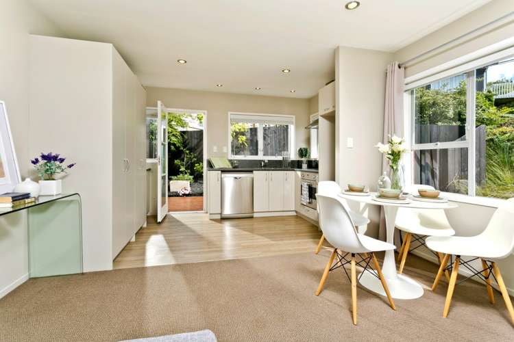 1/17 Park Hill Road Birkenhead_4