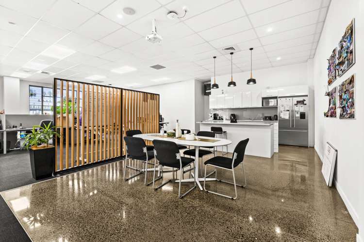 13 Carlyle Street Napier South_7