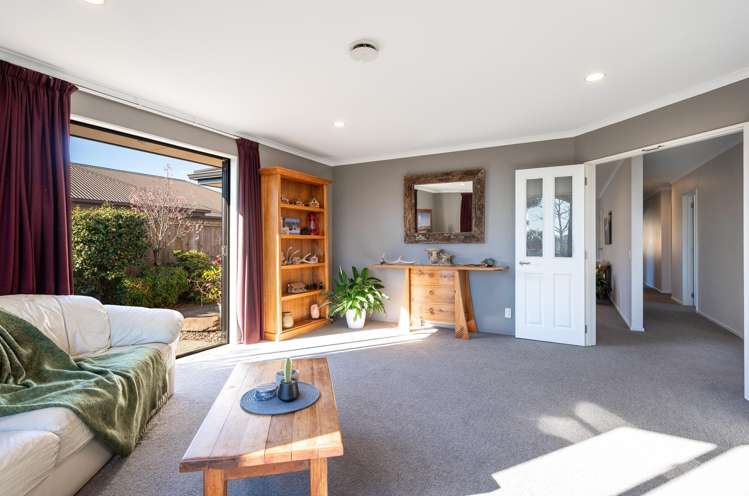 55 Otia Drive Richmond_9