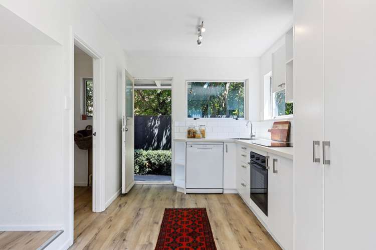 1/34 Holly Road Saint Albans_3