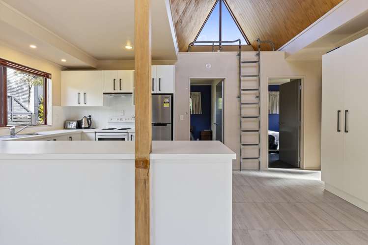 16 Hoani Place Kuratau_8