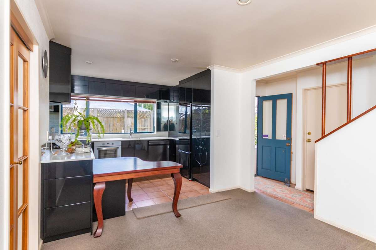 22A Stewart Crescent_1