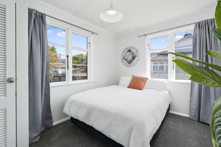 2/37 Bush Street Naenae_5