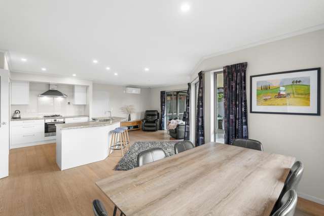 31 Eaglesome Avenue Aidanfield_3