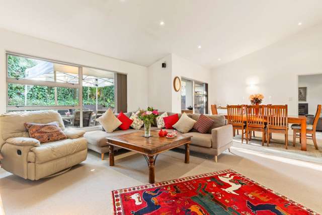 17 Chard Place Flat Bush_2