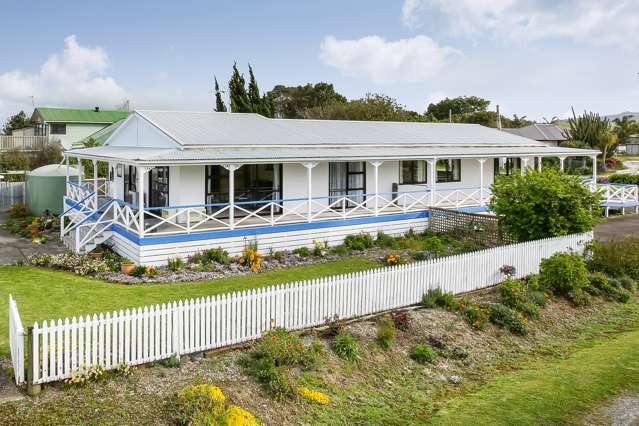 1188 East Coast Road Whakatiwai_1