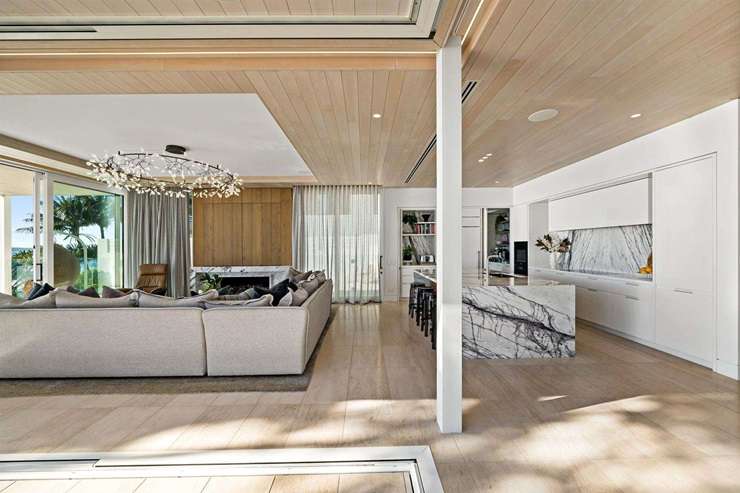 The beach house on Blomfield Spa, in Auckland's Takapuna, was sold earlier this month to a New Zealand buyer. Photo / Supplied