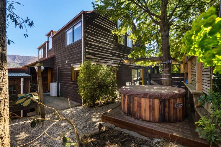 16A Mount Iron Drive Wanaka_20
