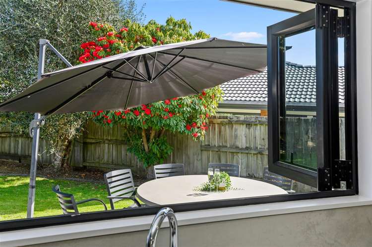 65 Basley Road Owhata_8