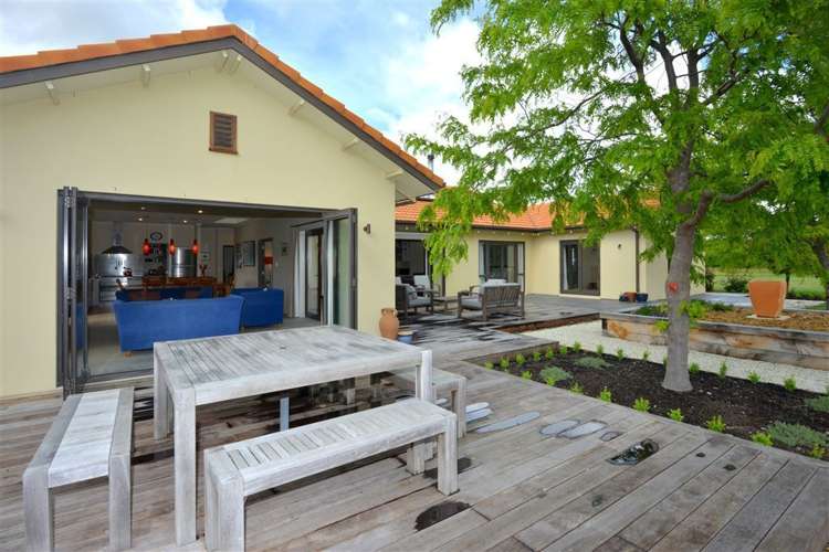 15 Glengarriff Drive Lincoln_13