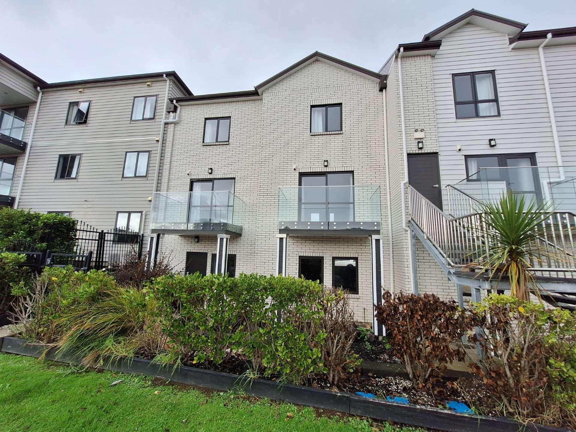 4/8 Kerrs Road 10685_0