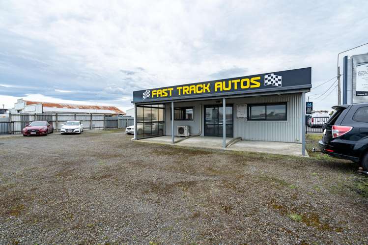 22 North Road Prestonville_13