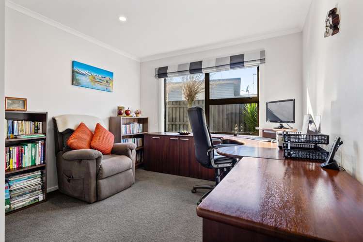 25 Chestnut Close Kelvin Grove_12