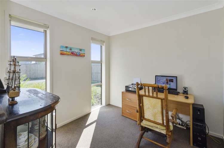 5 Freedom Lane Beachlands_16