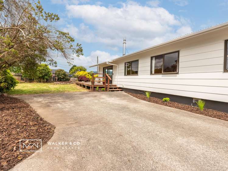 84 Holdsworth Avenue Trentham_1