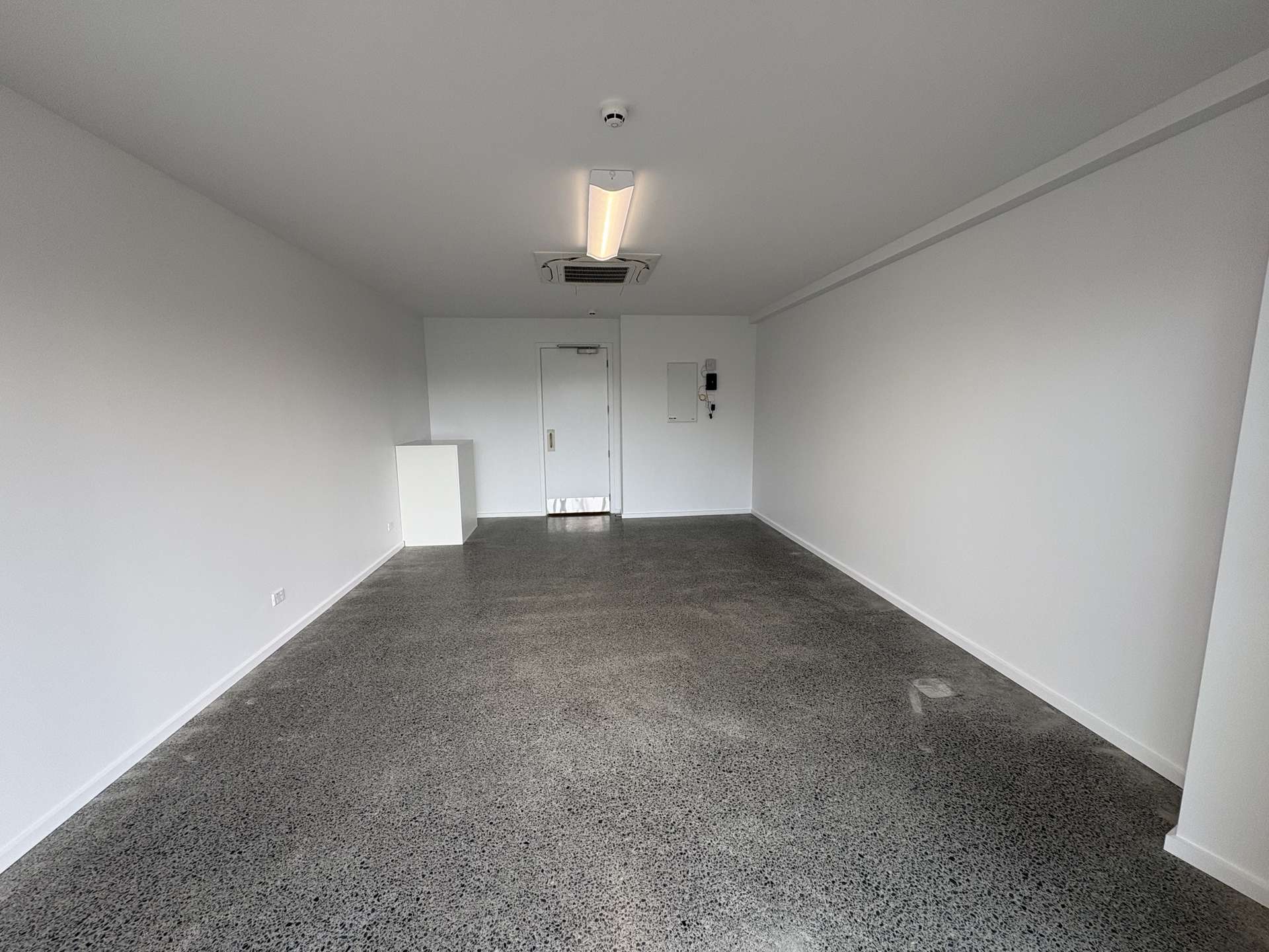 G03/2 Oakley Avenue Waterview_0