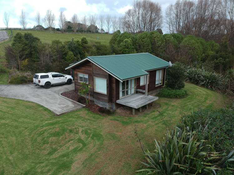 79 Jumna Road Maungaturoto_27