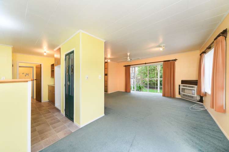 44 Dewe Avenue Feilding_2