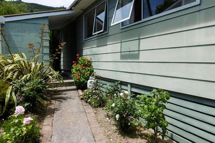 47b Hampden Street Picton_13