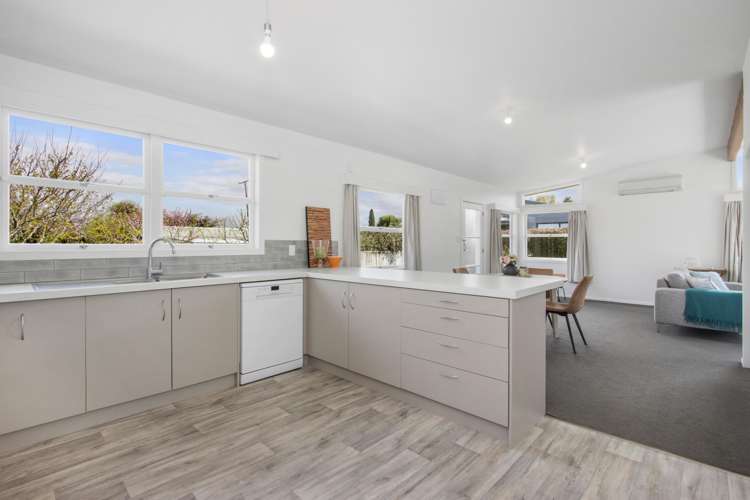 1 Phillips Lane_3