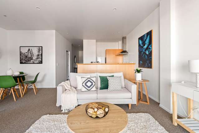 U409 and UG44/107 Thorndon Quay Pipitea_4