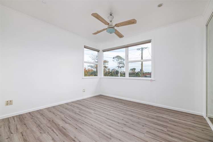 68 Vodanovich Road Te Atatu South_17