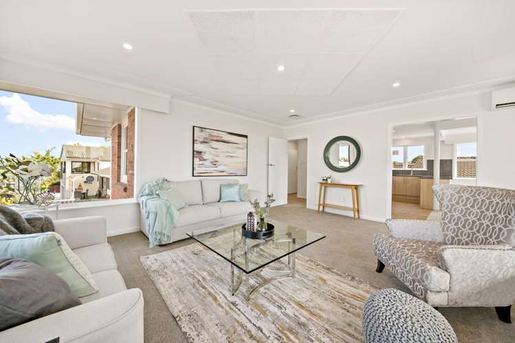 90 Golf Road New Lynn_6