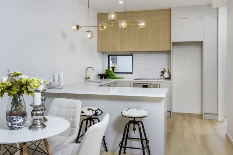 15 Kaikape Lane Flat Bush_11