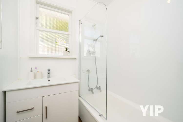 7 Loasby Crescent Newlands_11