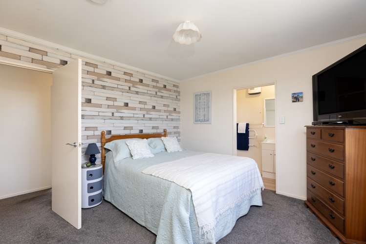 203b Maxwell Road Redwoodtown_5