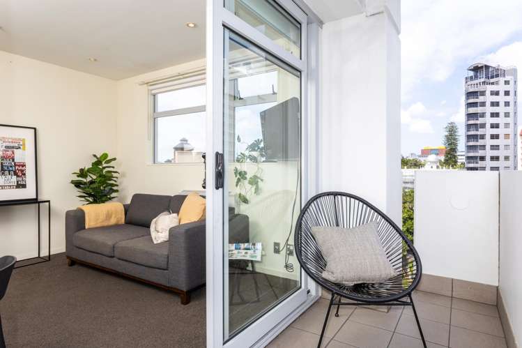 10B/32 Eden Crescent Auckland Central_5