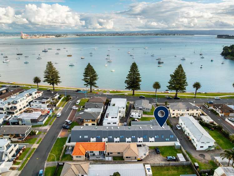 8/3 Leinster Avenue Mt Maunganui_18