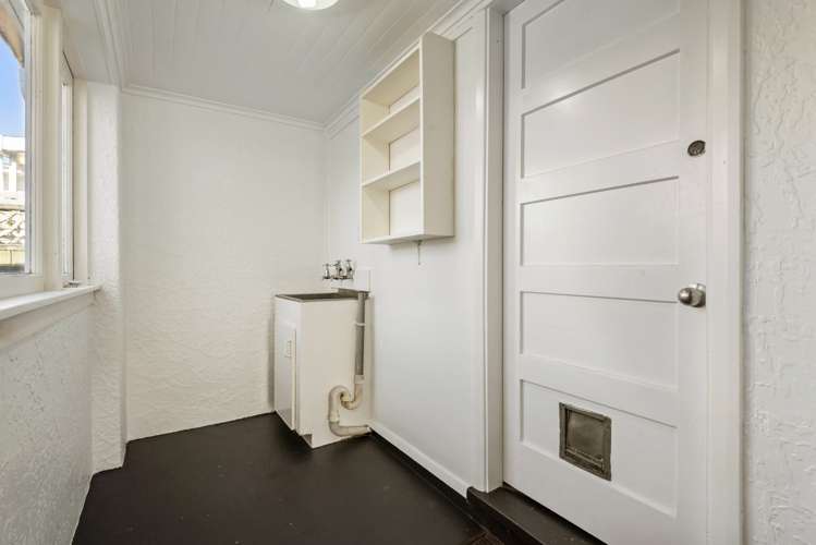 1/112 Carrington Road Mount Albert_16