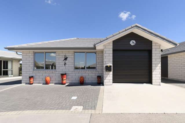 Easy living Papamoa - perfect for over 55s