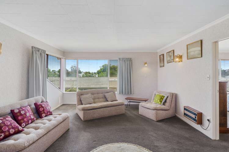2/17 Nyoli Street Northcote_8