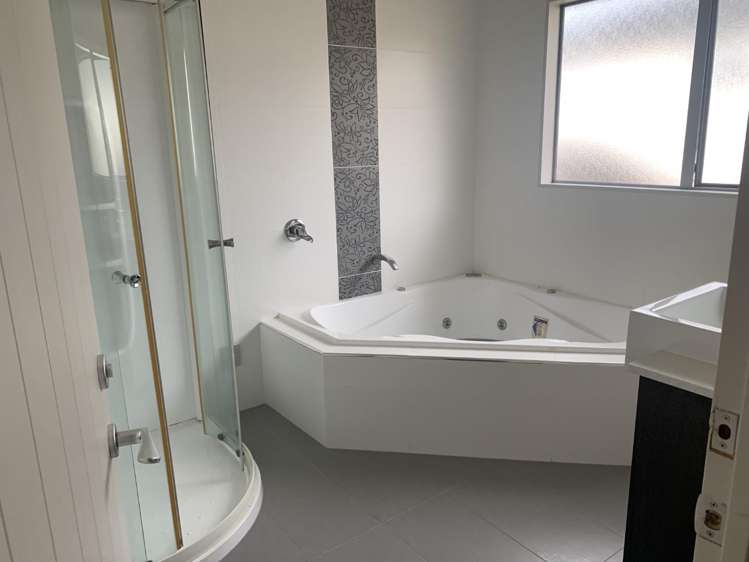 69 Killybegs Drive Pinehill_17