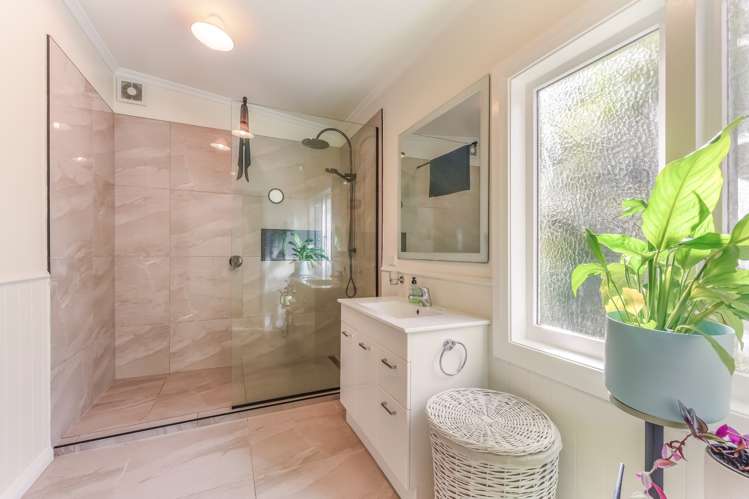 48 Devon Street Picton_13