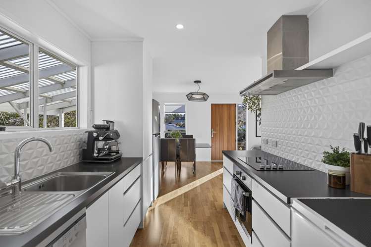 21 Heaphy Street Westown_18